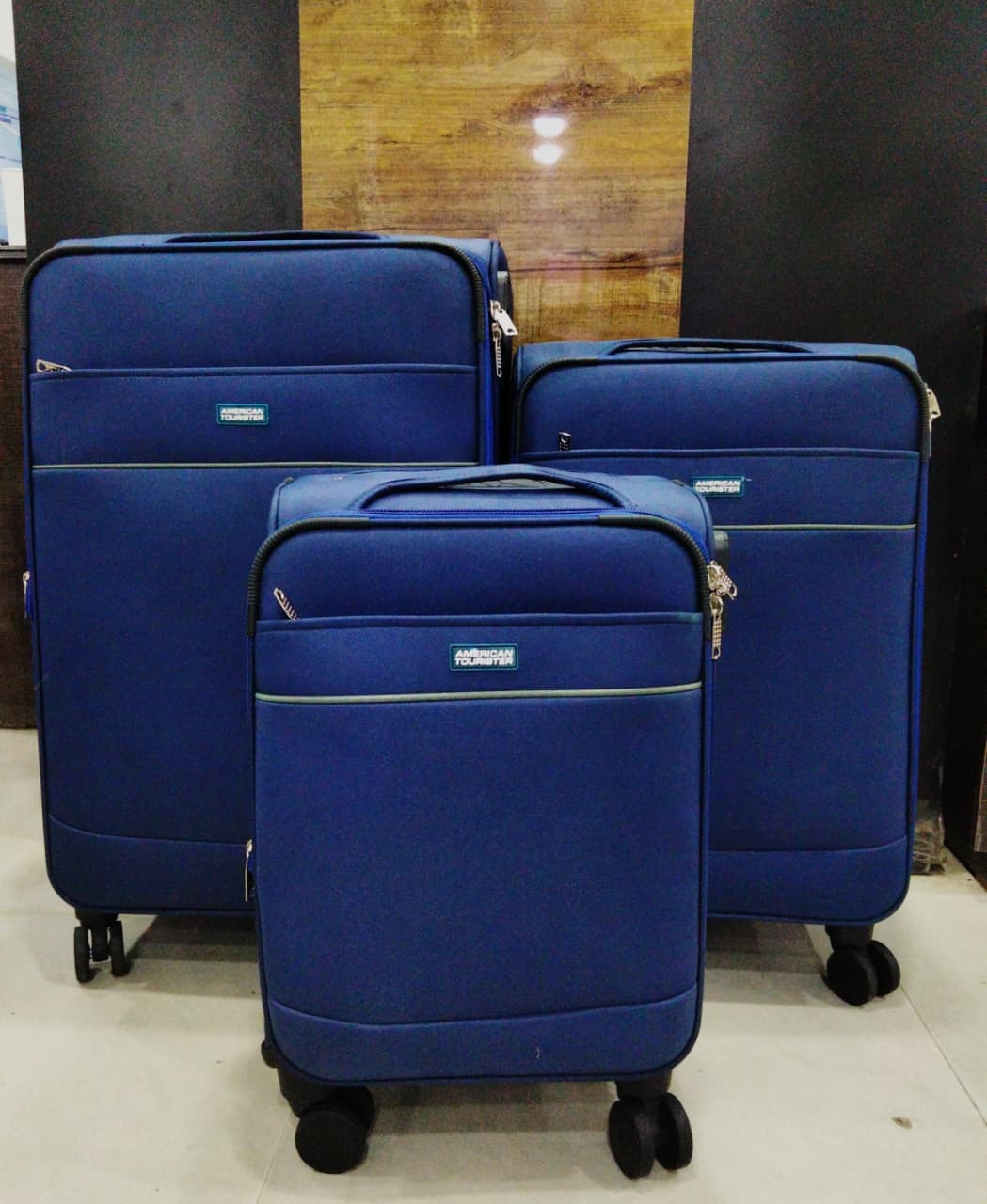 Luggage Traveling S2